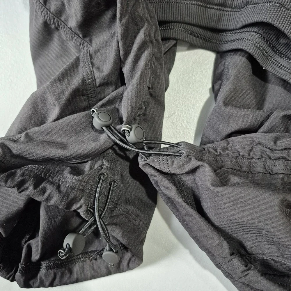 Lululemon Pants Womens XS Black Dance Studio Cargo Baggy Mid-Rise Relaxed Fit